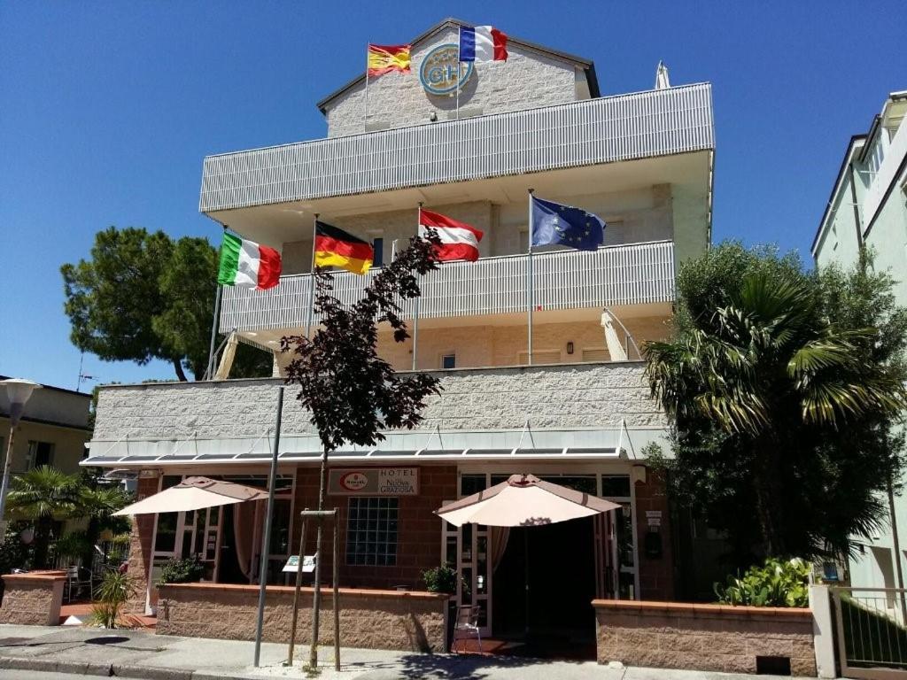 Hotel Nuova Graziosa Линьяно-Саббьядоро Экстерьер фото